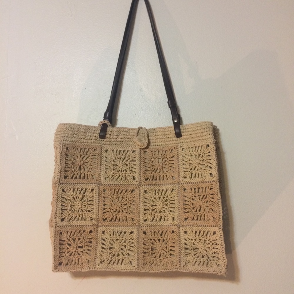 Beautiful Straw purse-NWOT